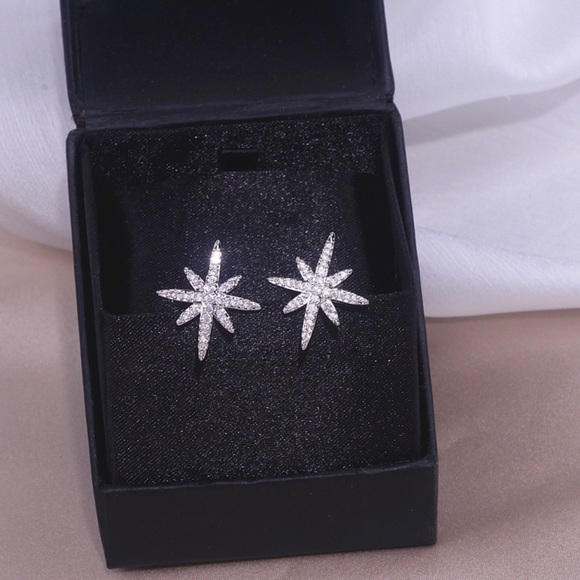 Starburst Stud Earrings - Picture 4 of 5